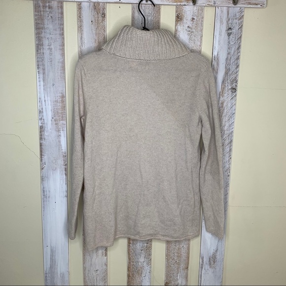 Vineyard Vines Tan Cashmere Turtleneck Sweater - Picture 6 of 10
